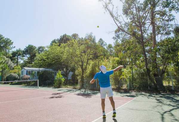 Tennis - Terrain de tennis du camping