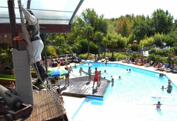 Espace aquatique - Camping dans les Landes avec espace aquatique