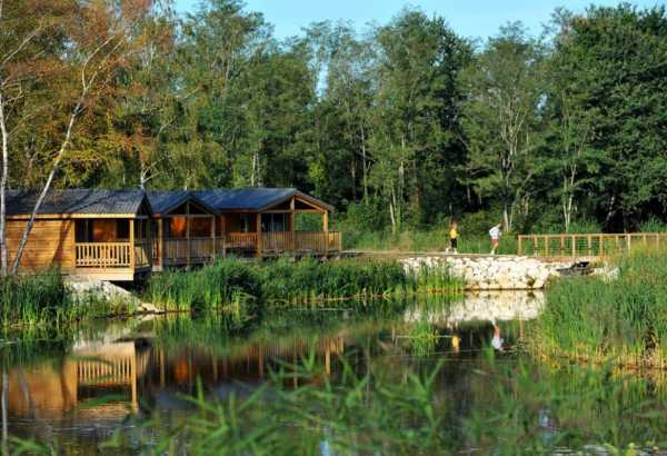 Le lac du camping - Le camping dispose d'un lac