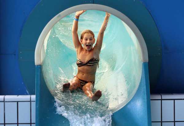 Toboggan aquatique - Dans le complexe aquatique