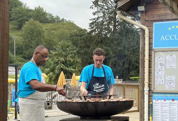 Barbecue - MOBIL-HOME XXL : Stacaravan 10 personen