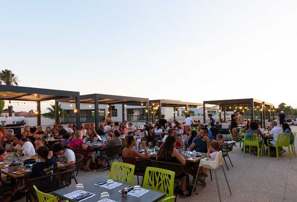 Restaurant Rooftop - MOBIL-HOME XXL : Mobile home 10 persons