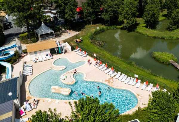 touquin_espace_aquatique (3).jpg - MOBIL-HOME XXL : Stacaravan 10 personen