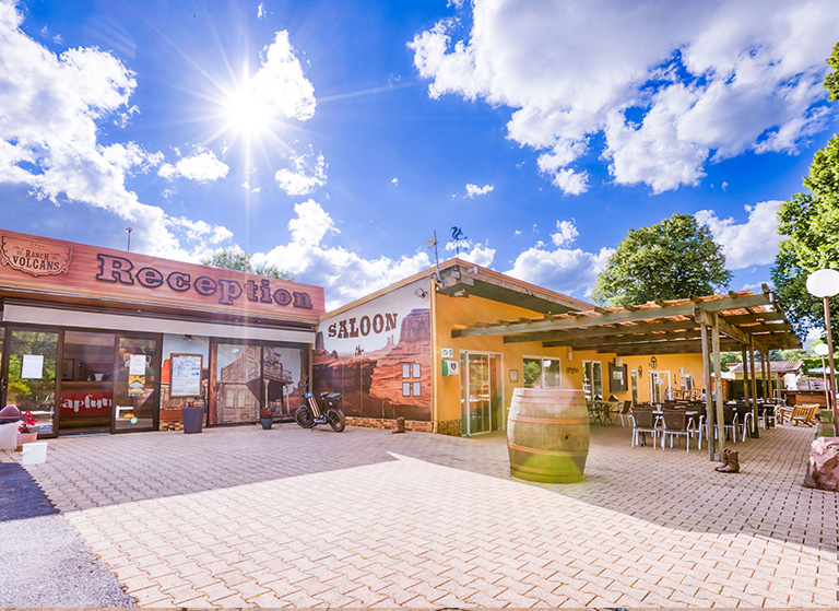 Camping Le Ranch des Volcans accueil