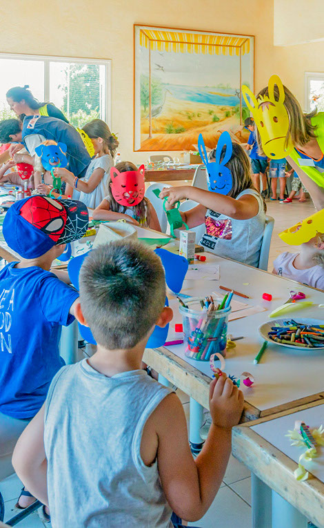 Camping les Bois du Bardelet mini club