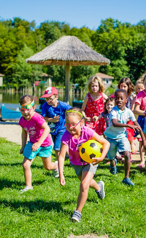 Camping les Bois du Bardelet mini club