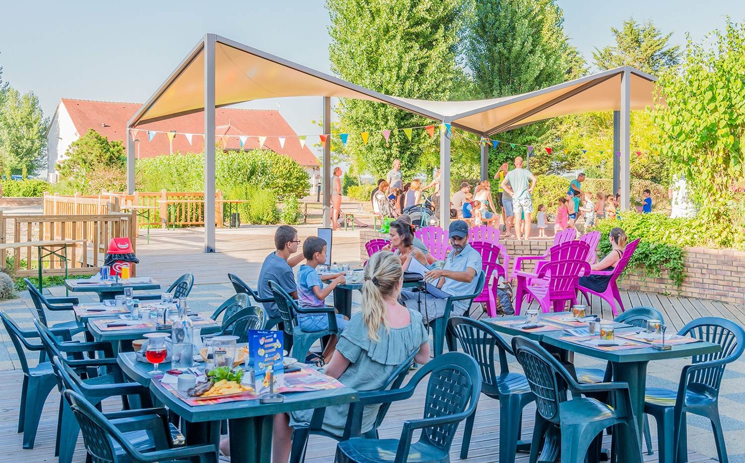 Camping les Bois du Bardelet restaurant