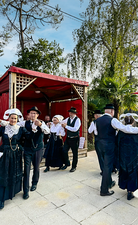 camping les pins danse bretonne
